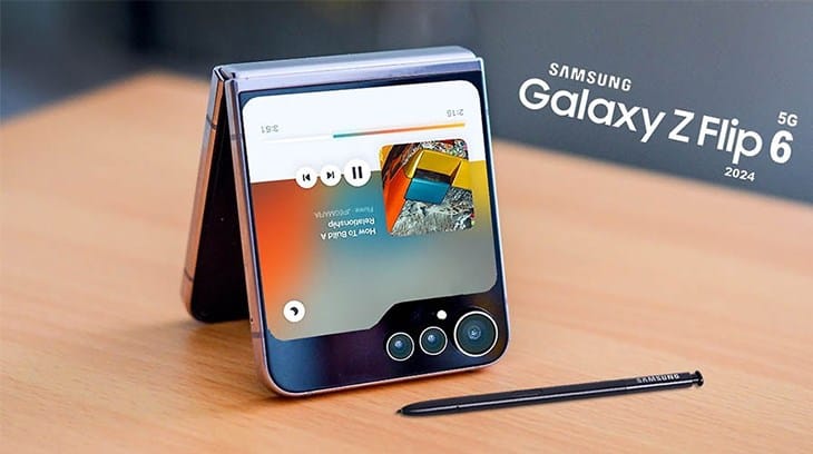 Nokia Vitech Pro vs. Samsung Galaxy Z Flip 6: 16GB RAM, 8000mAh Battery!