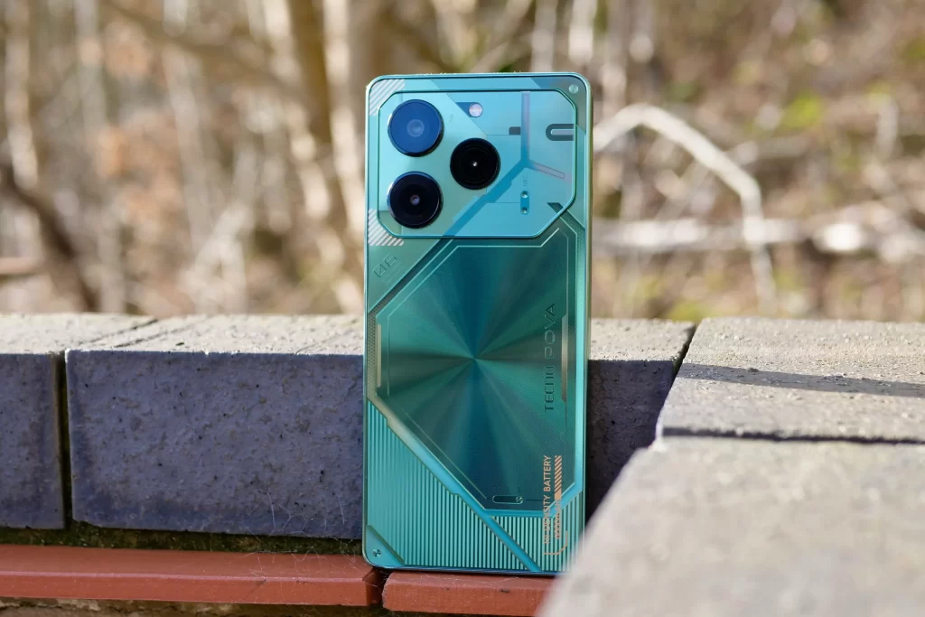 Nokia Curren Max vs. Tecno Pova 6: ¡12 GB de RAM, cámaras de 108 MP!