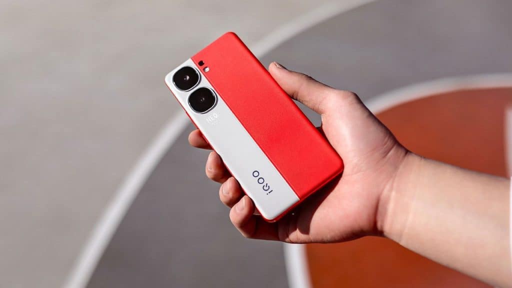 Samsung Galaxy F55 vs. iQOO Neo 9S Pro: ¡Cámaras de 50MP, batería de 6000mAh!