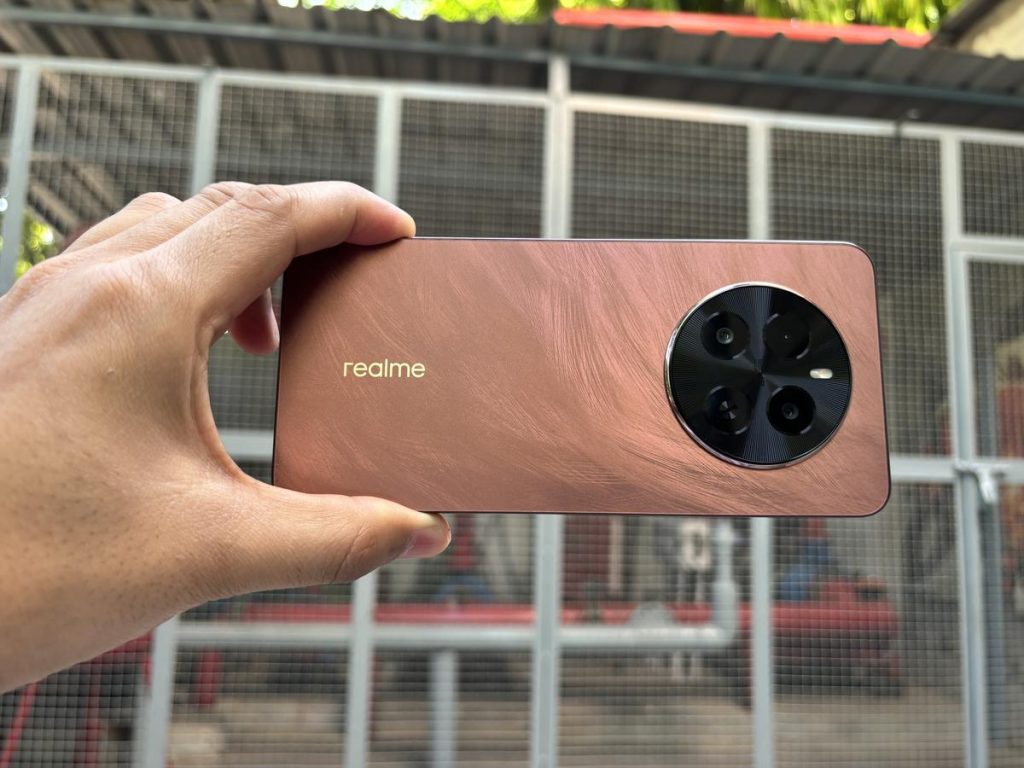 Nokia Fire vs. Realme P1 5G: ¡Cámaras de 200MP, batería de 16500mAh!